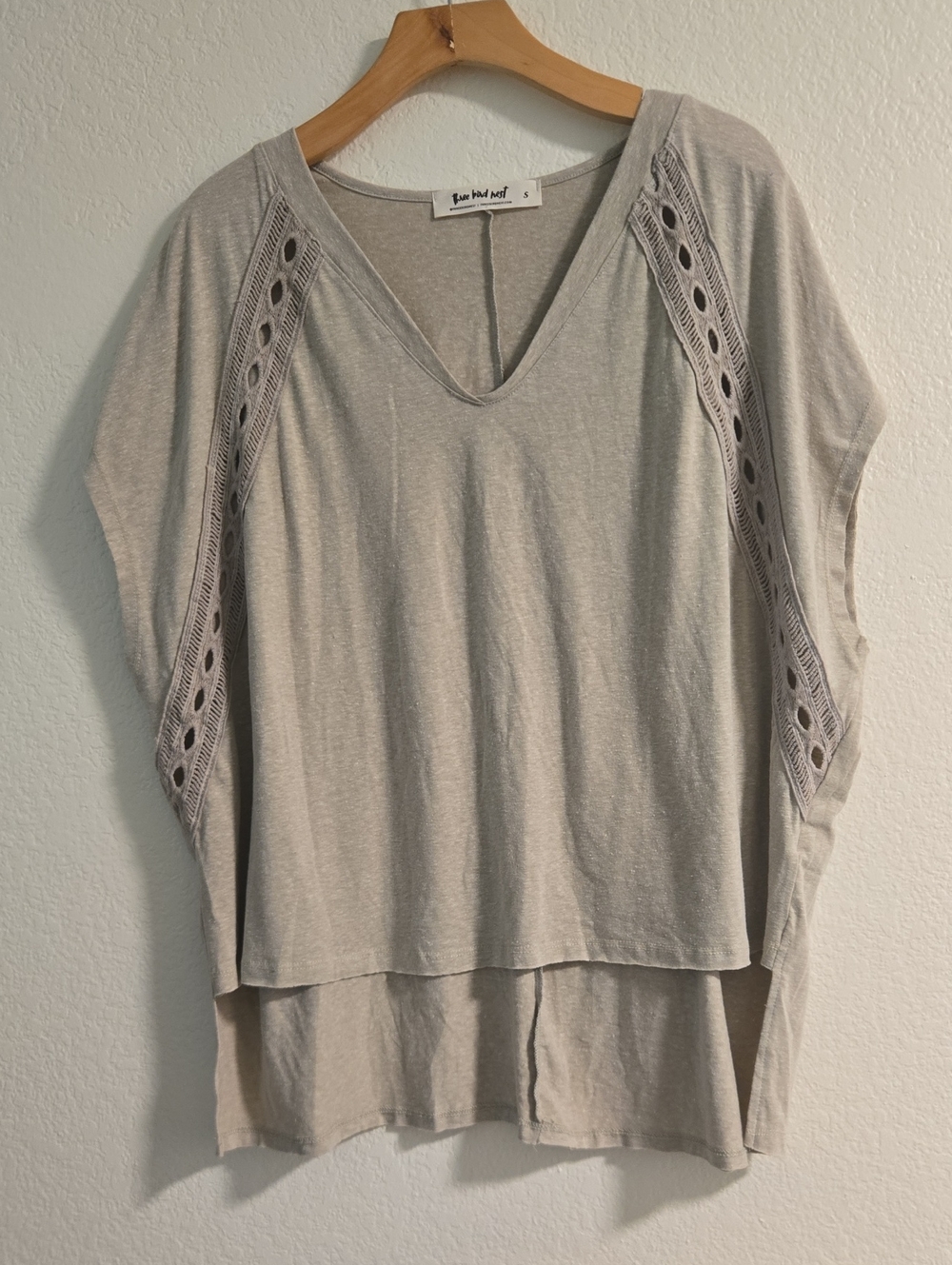 Three Bird Nest Camden Lace V Neck Top - Picture 4 of 6